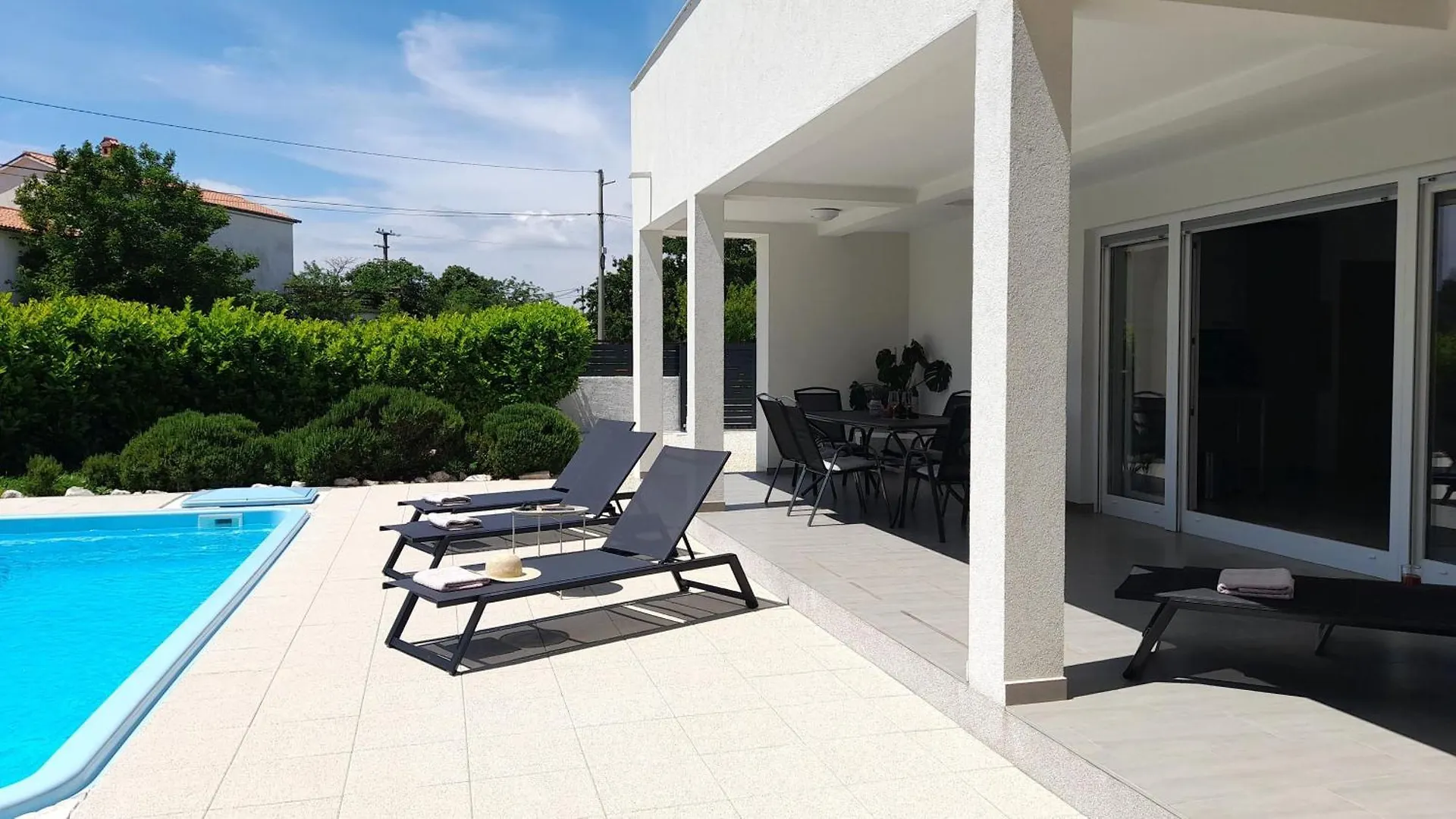 Aria Ferienhaus Mit Pool, In Filipana