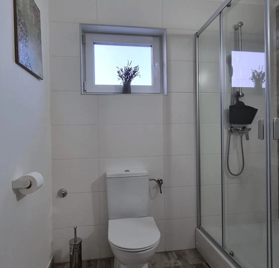 Aria Ferienhaus Mit Pool, In Filipana Holiday home